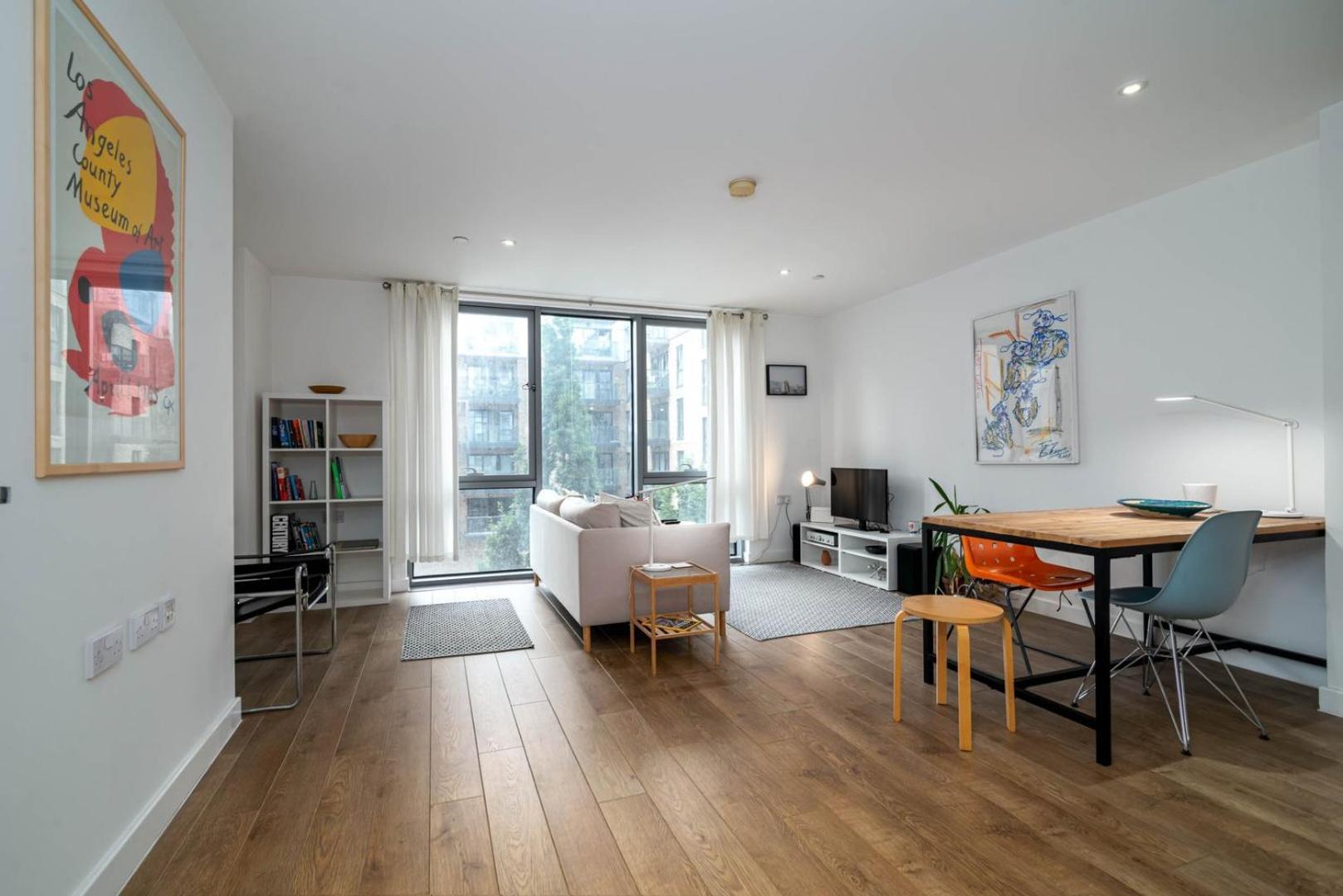 Guestready - Chic With Balcony In Londra
