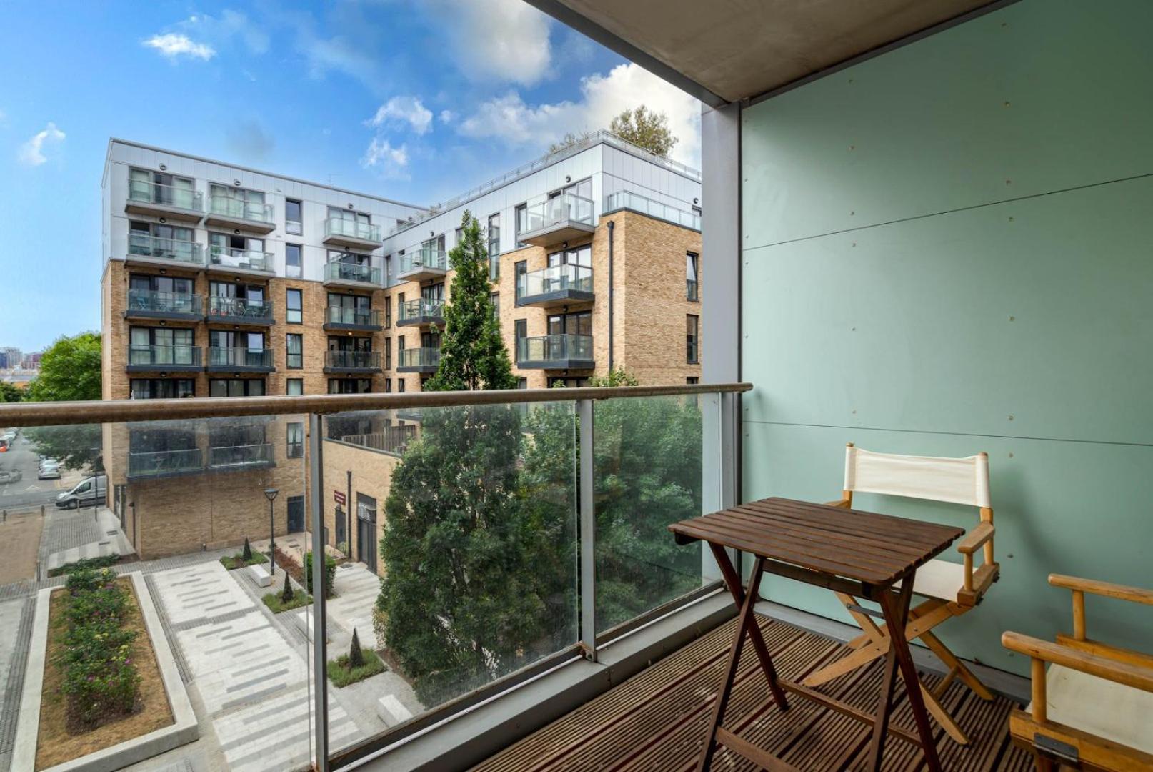Guestready - Chic With Balcony In Londra